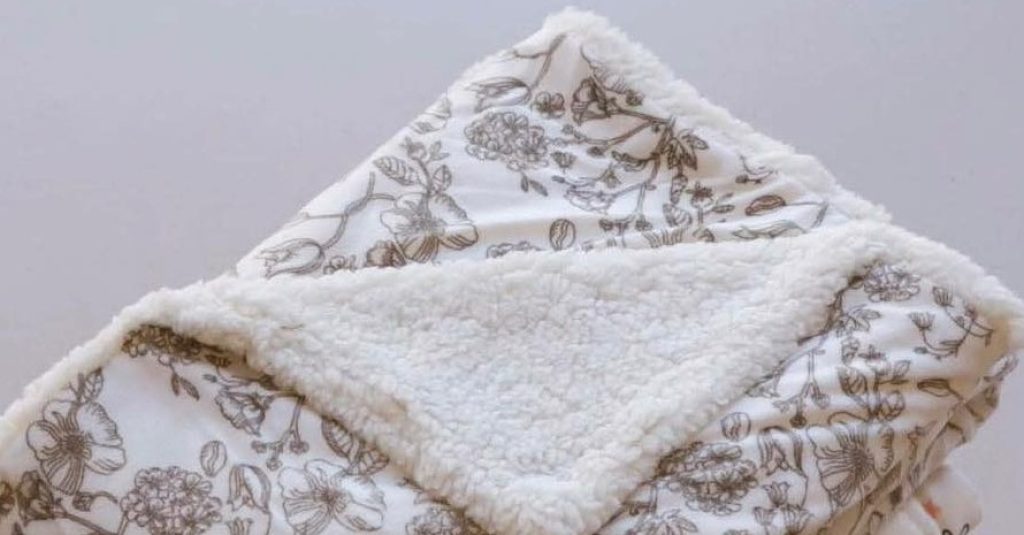 sherpa blanket white