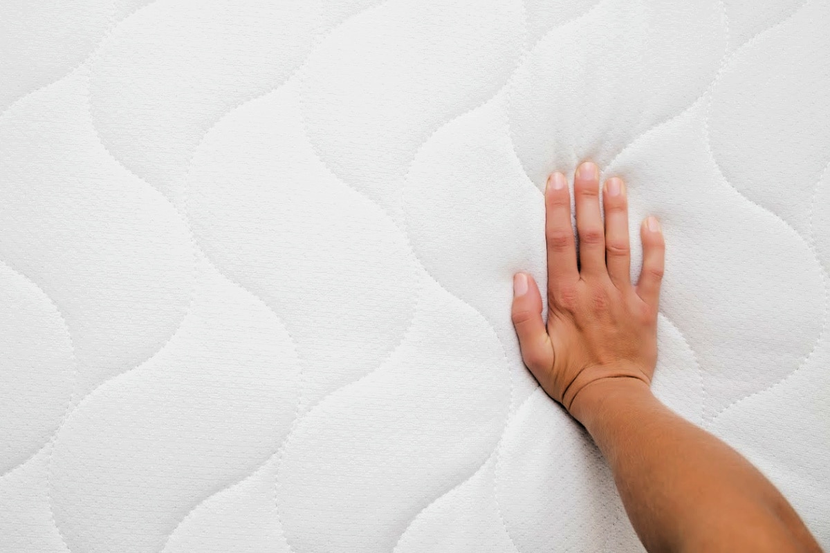 Causes Of Bleach Smell On Mattress