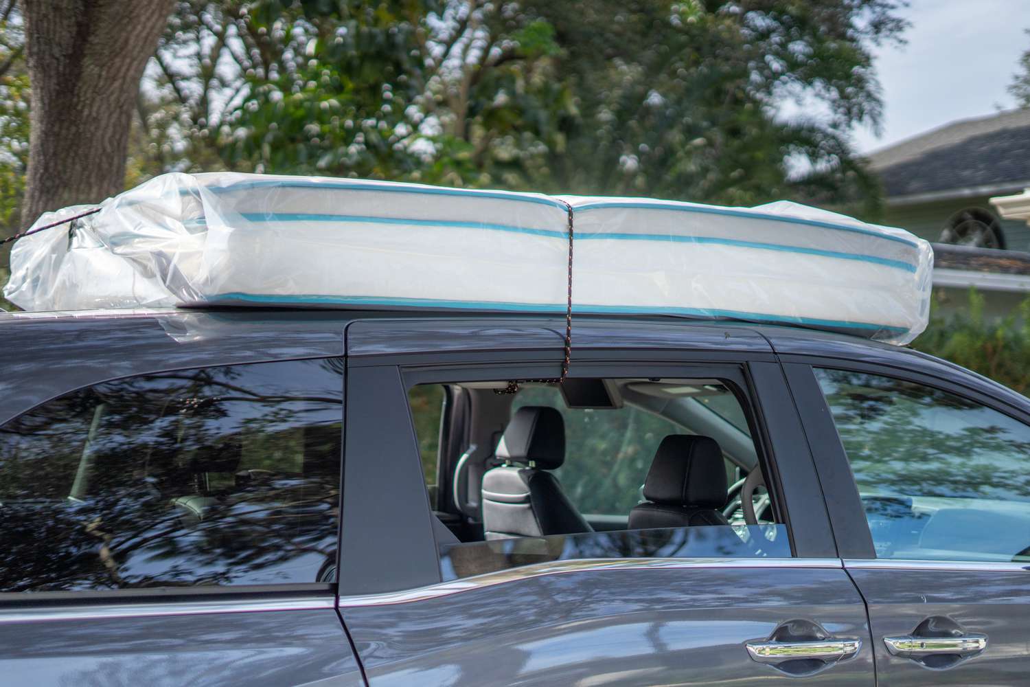 How To Tie A Mattress To A Car Roof Rack