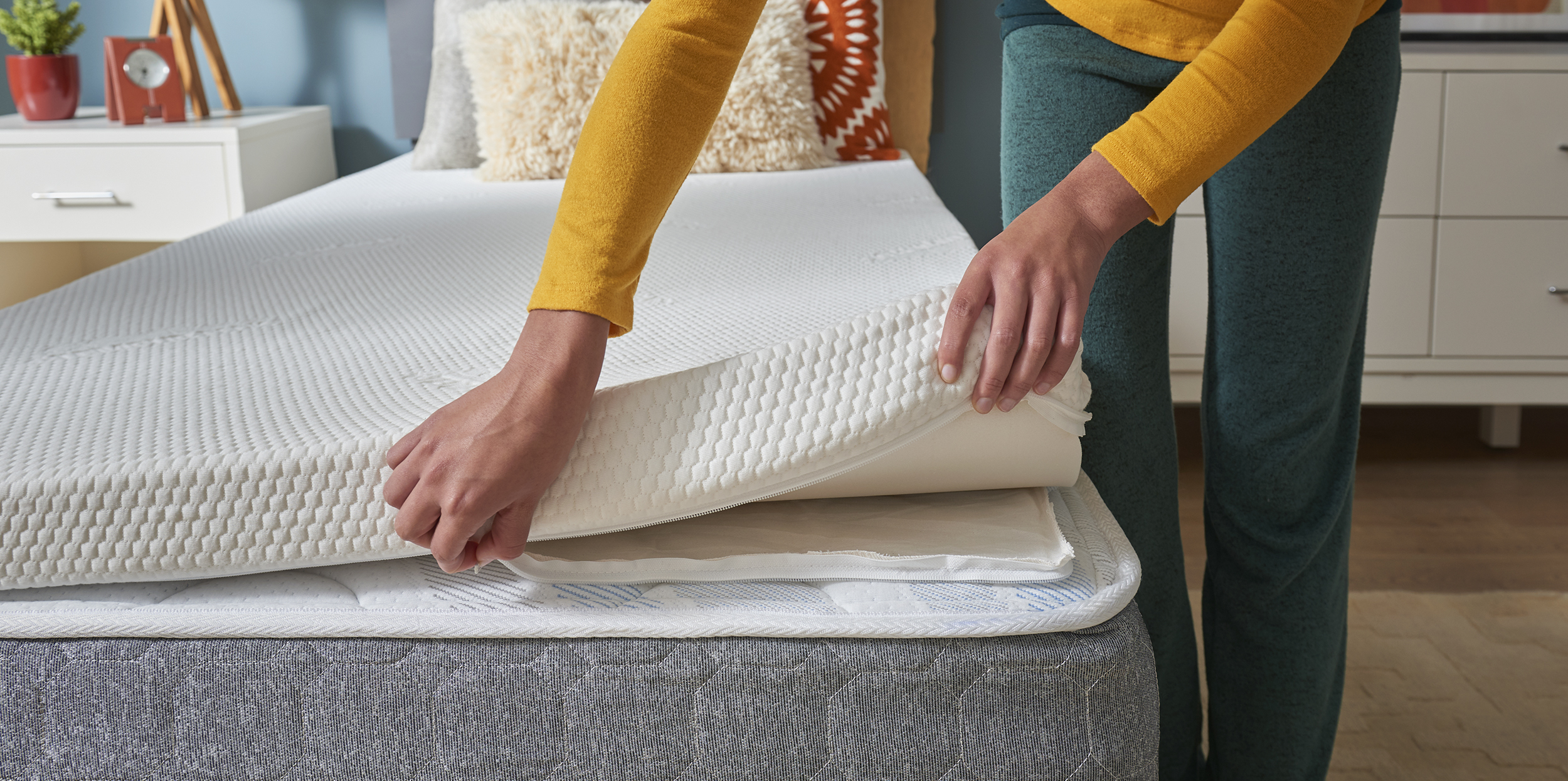 Preparing The Bed For The Mattress Protector